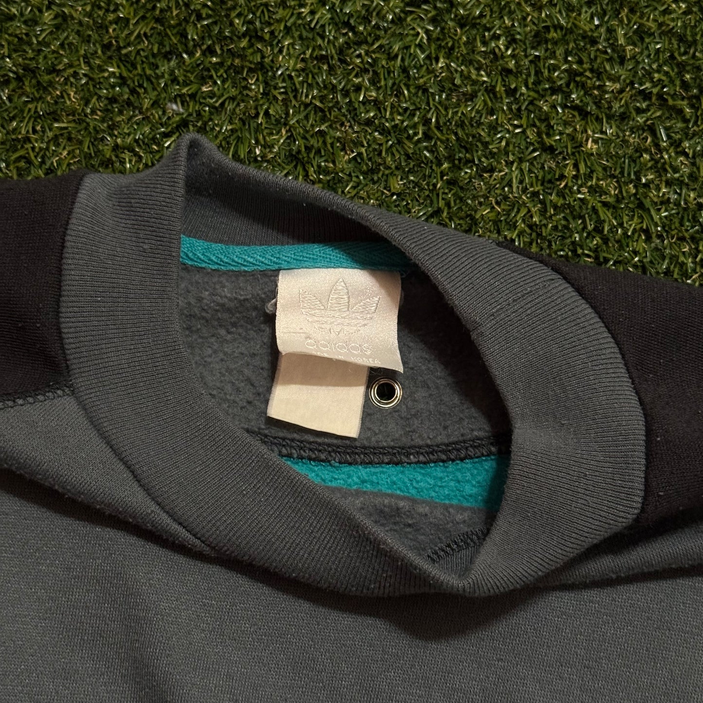 Vintage Muti Color Adidas Crewneck - L